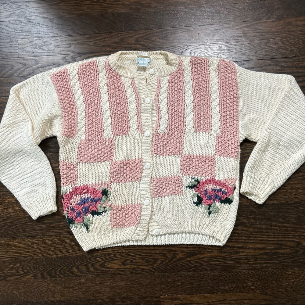 Vintage 90s cottagecore roses floral hand knitted Cardigan Jamie Scott oversized